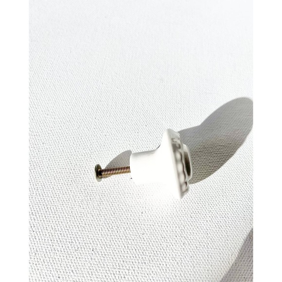 Nantucket 5 Porcelain  White Drawer Cabinet  Knob Pulls - Picture 6 of 8